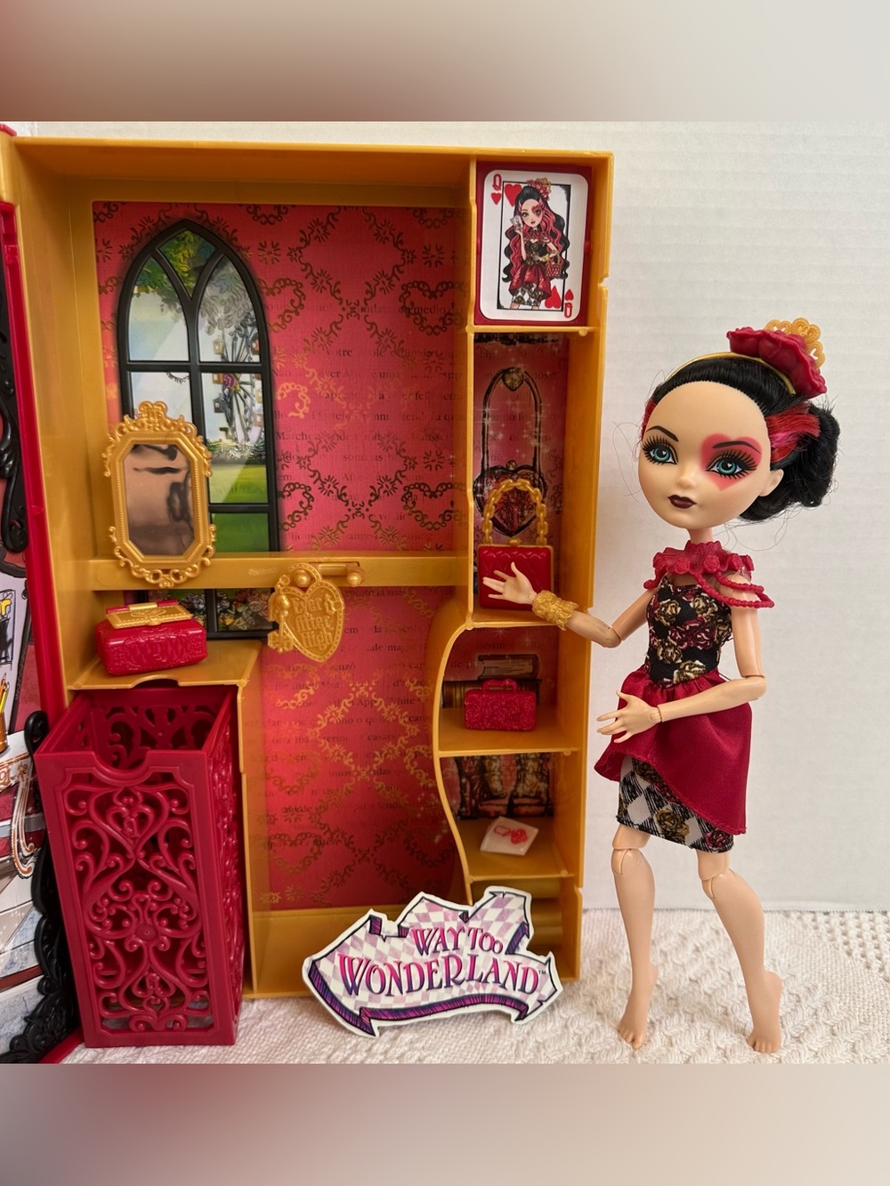 Ever After High Lizzie Hearts Doll Spring Unsprung With Story Play Set 2014 Read